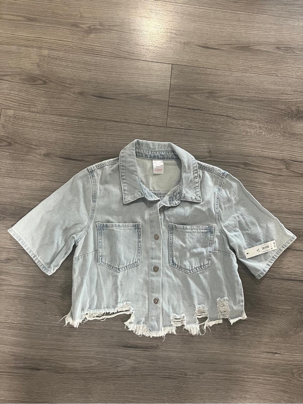 No Boundaries Light Blue Cropped Denim Shirt